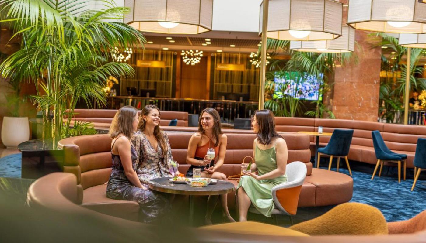 The Aviary (lobby bar)