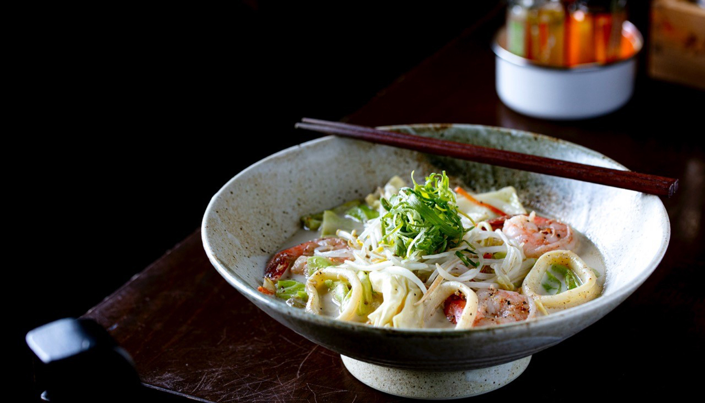 Zool Zool Ramen and Bar Image 1