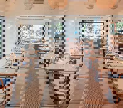 First Mates, Last Laughs