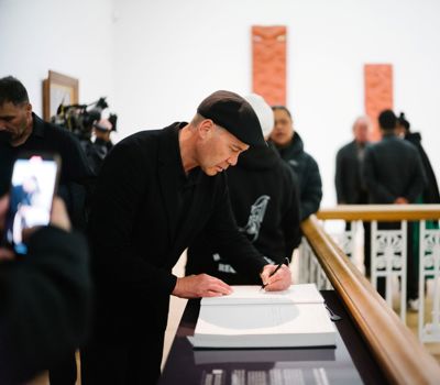 Te Rā o Waitangi | Tour Toi o Tāmaki with Tom Irvine