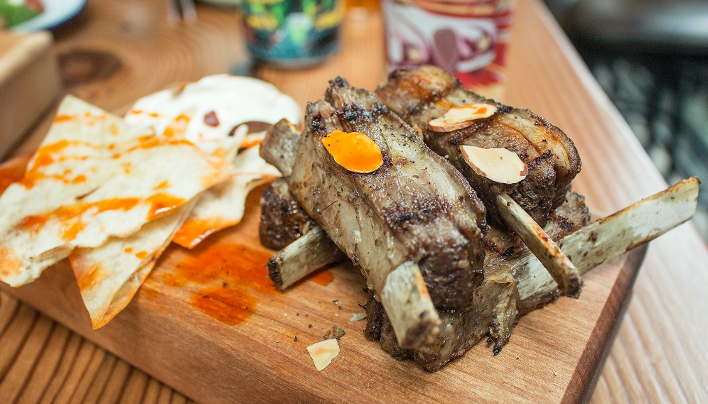 Andy's Burgers & Bar Image 3